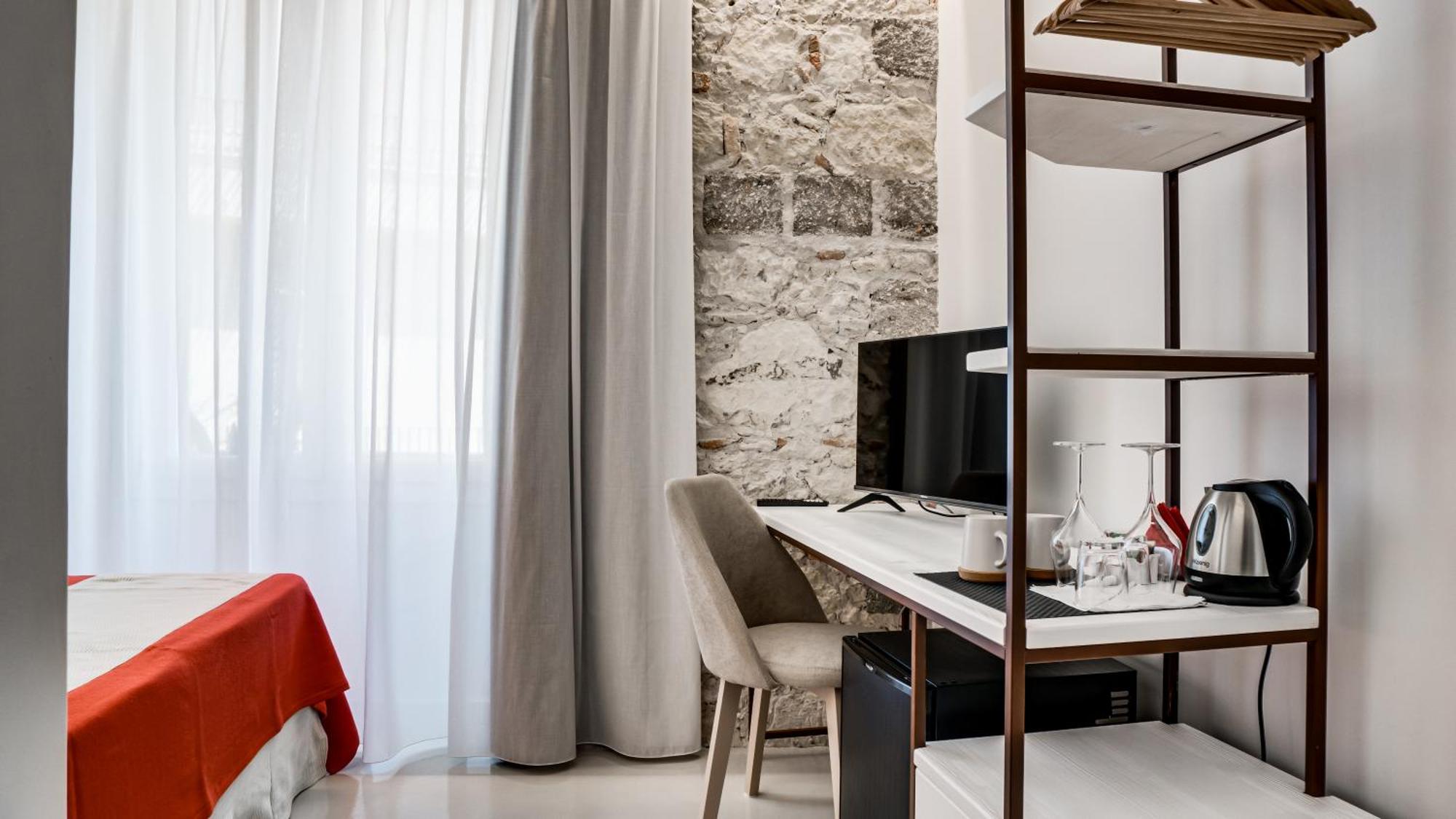 Kalista Hotel กาญารี ภายนอก รูปภาพ