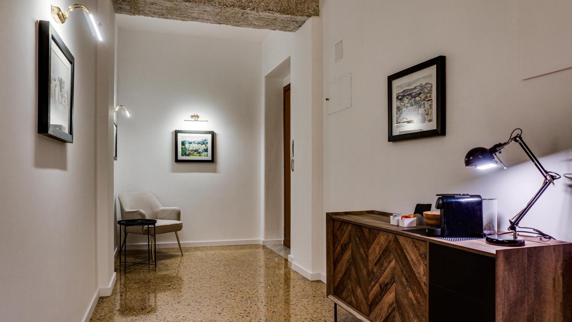 Kalista Hotel กาญารี ภายนอก รูปภาพ
