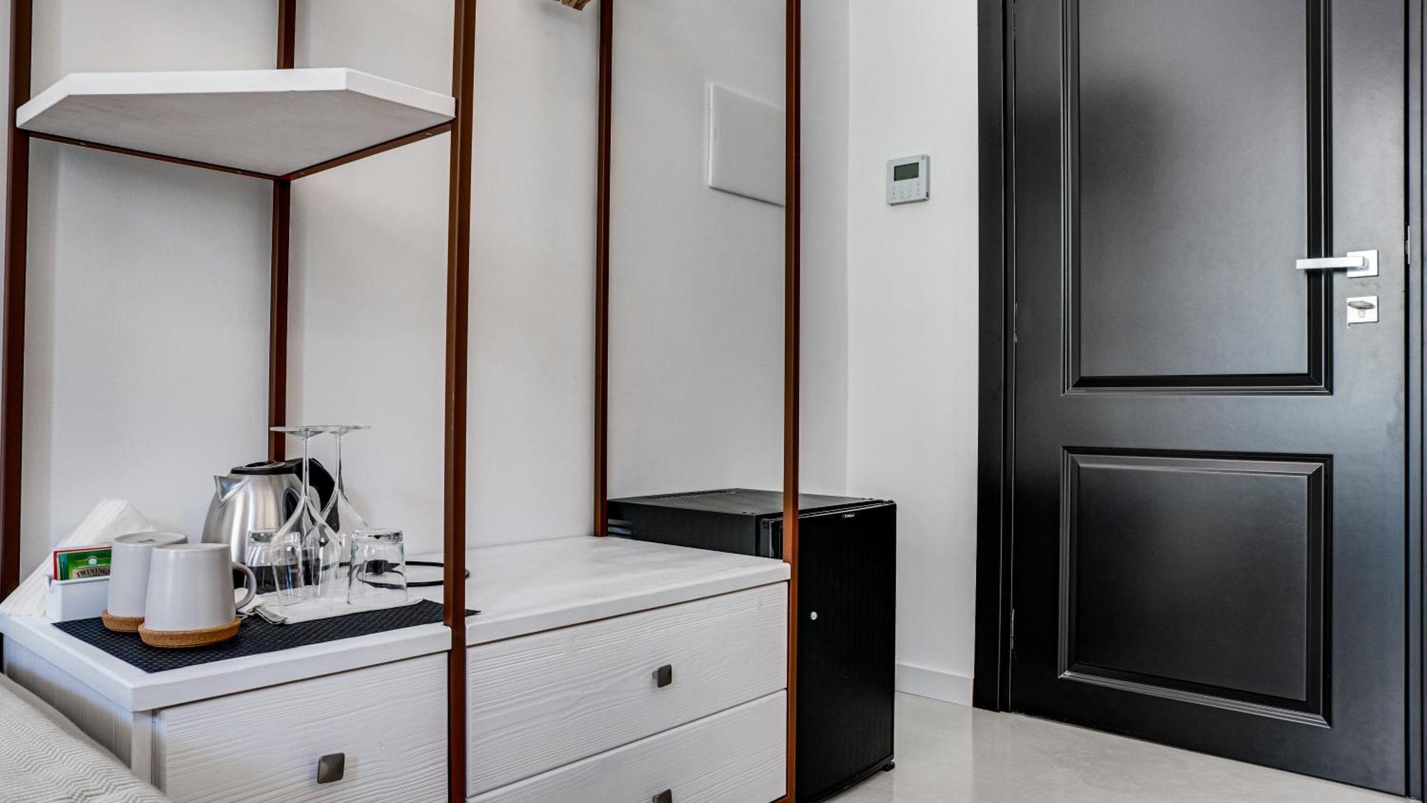 Kalista Hotel กาญารี ภายนอก รูปภาพ